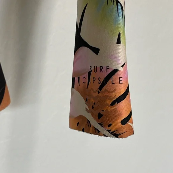 Billabong Women's Surf Capsule Wetsuit Jacket - Picture 8 of 11